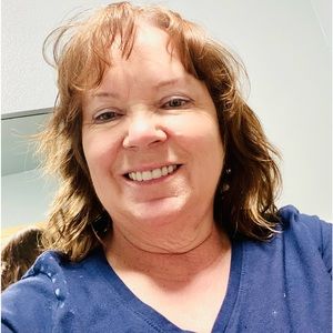 Meet your Posher, Candace